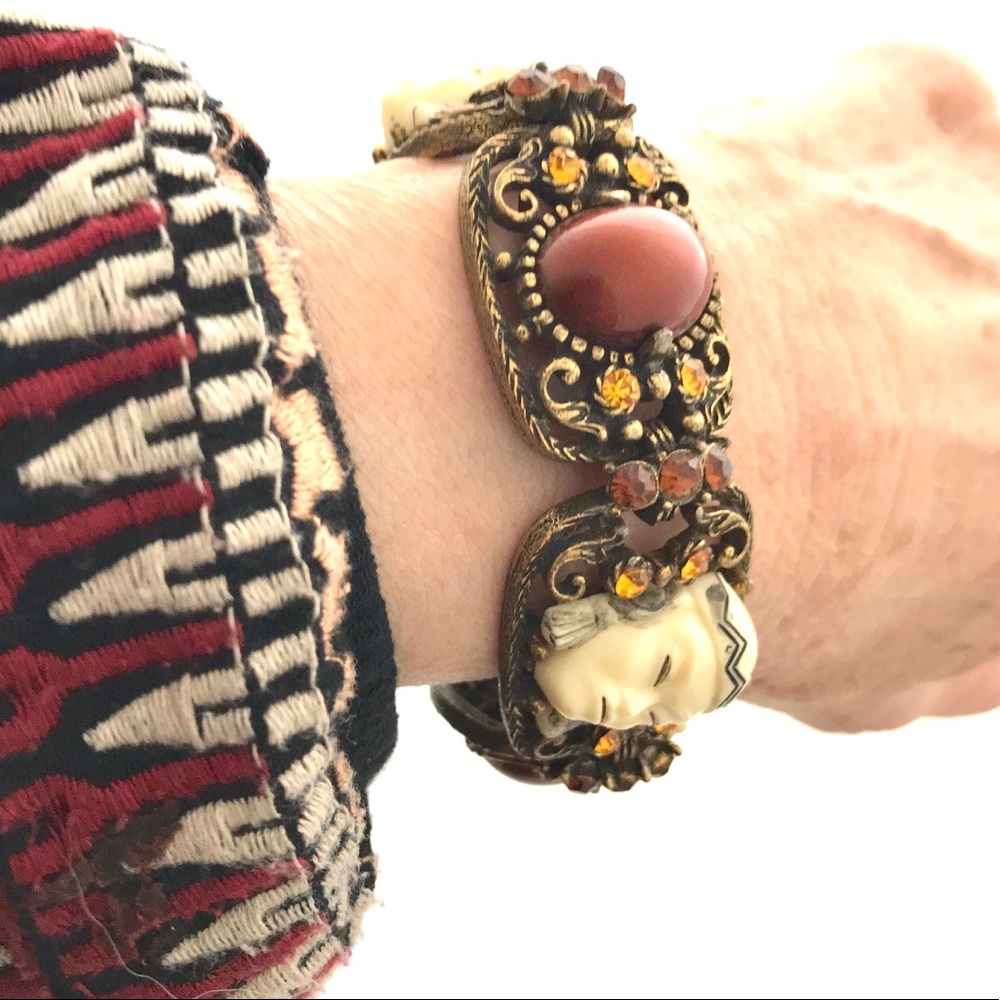 Selro Bracelet Asian Princess Cuff Bangle 1950s